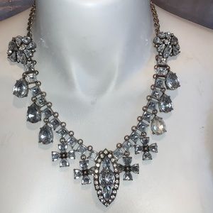 Glamorous statement necklace